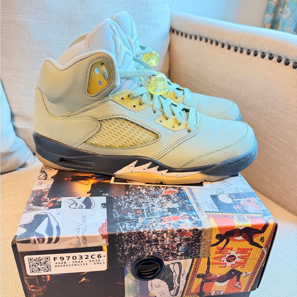 Jordan 5 Retro - Jade Horizon with box - Authentic
